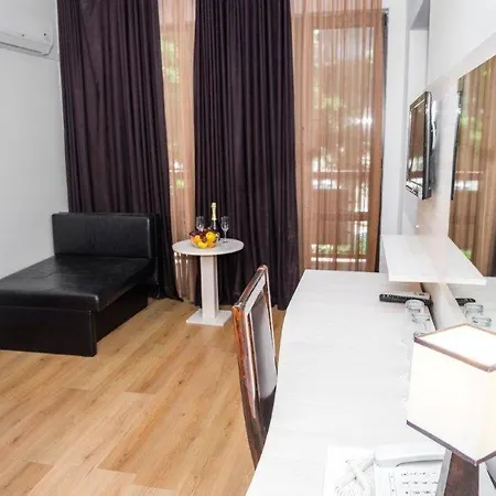 Mare Hotell 4*